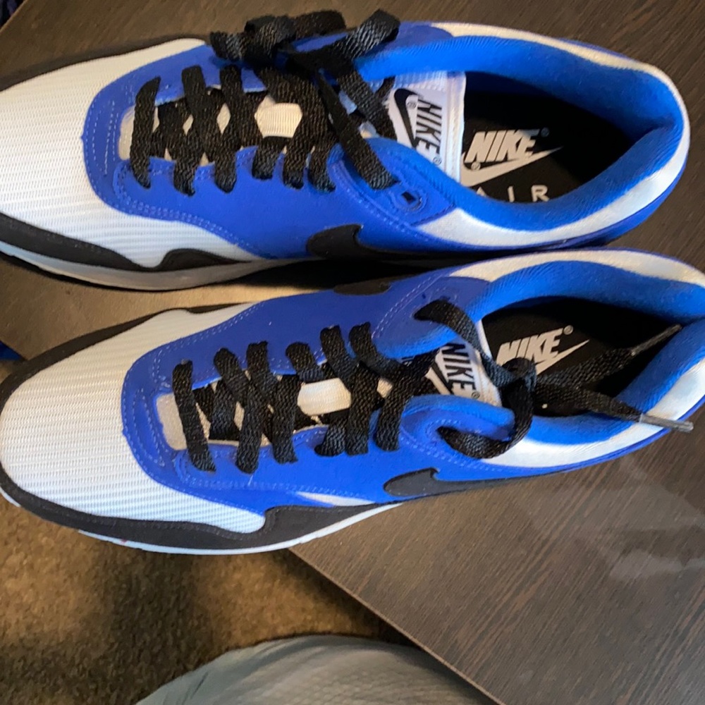 Nike shoes